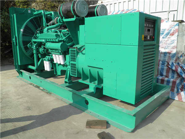 安龙发电车出租-柴油发电机散热器怎样散热