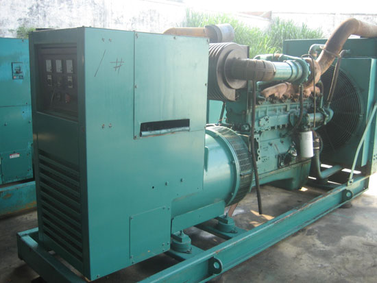 安龙租赁发电机- 发电机碳刷磨损的原因是什么