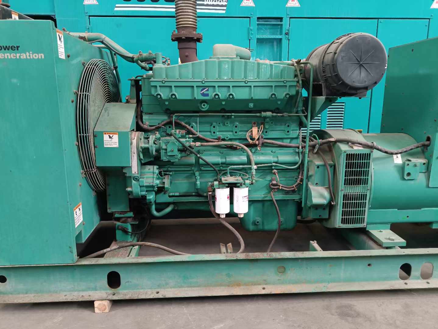 安龙过载会对 600kW 柴油发电机组造成哪些损害？