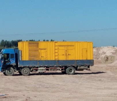 安龙发电机出租如何判断柴油发电机冷却液是否需要更换？