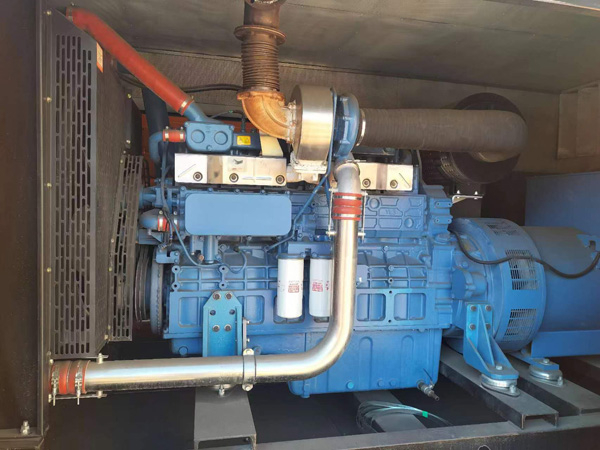 安龙燃油消耗率与进气温度的具体关系是什么？