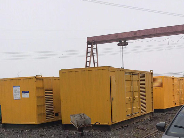 安龙100kw柴油发电机组每小时油耗？